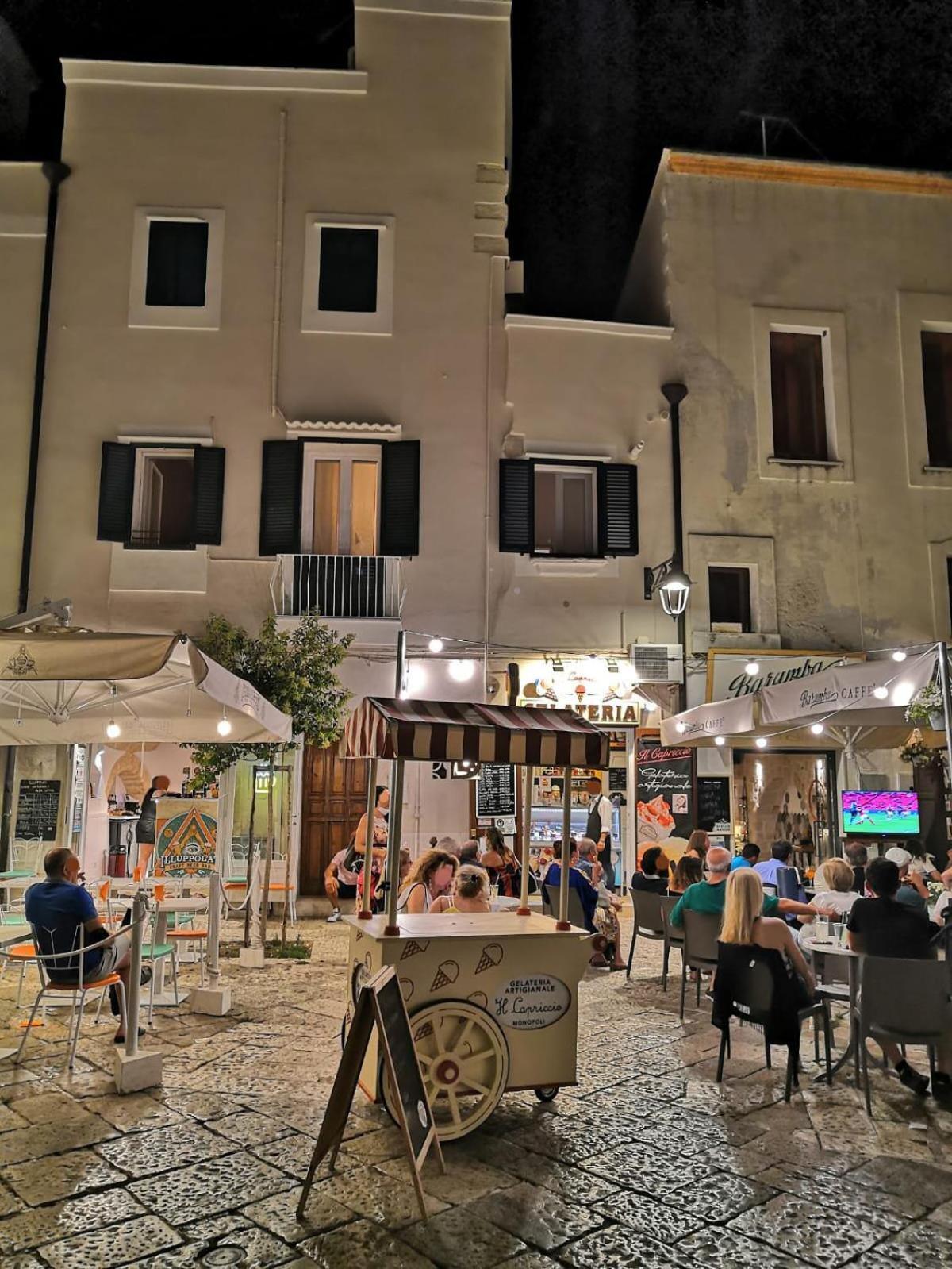 Casadria - Appartamento Nel Centro Storico Vicino Al Mare Monopoli Eksteriør billede